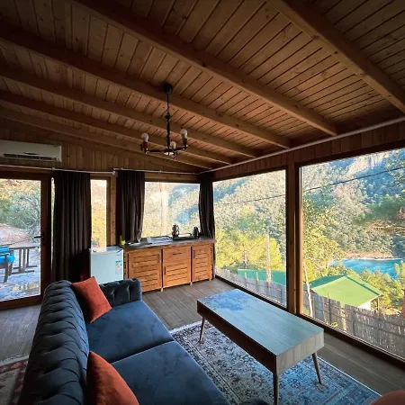 Kabak Uetopya Kamp 酒店 法拉尔雅