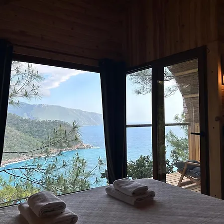 Kabak Uetopya Kamp * Фаралия