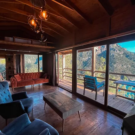 Kabak Uetopya Kamp * Фаралия